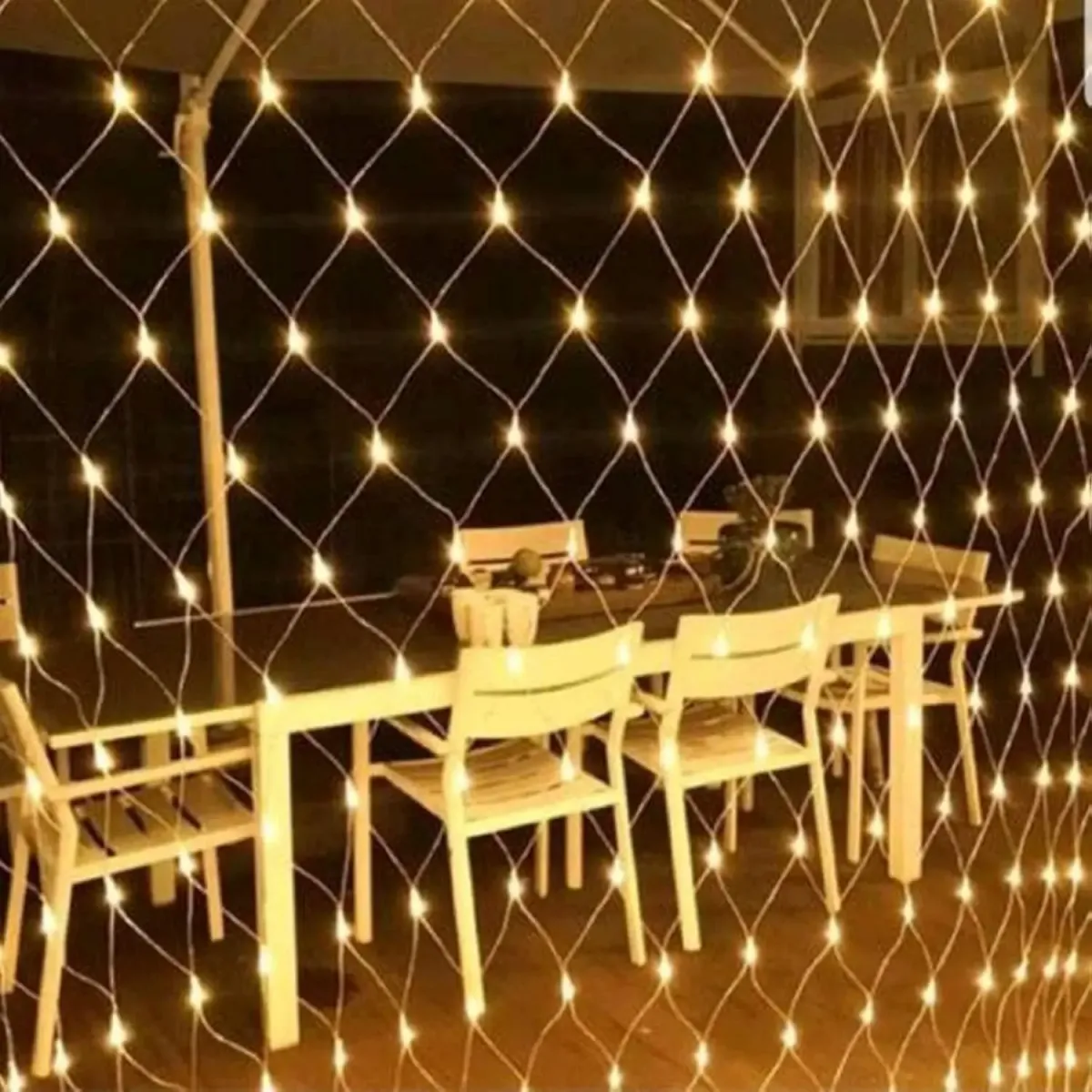 ستارة-إضاءة-رمضان-موزعة-بشكل-متناسق-وجمالي